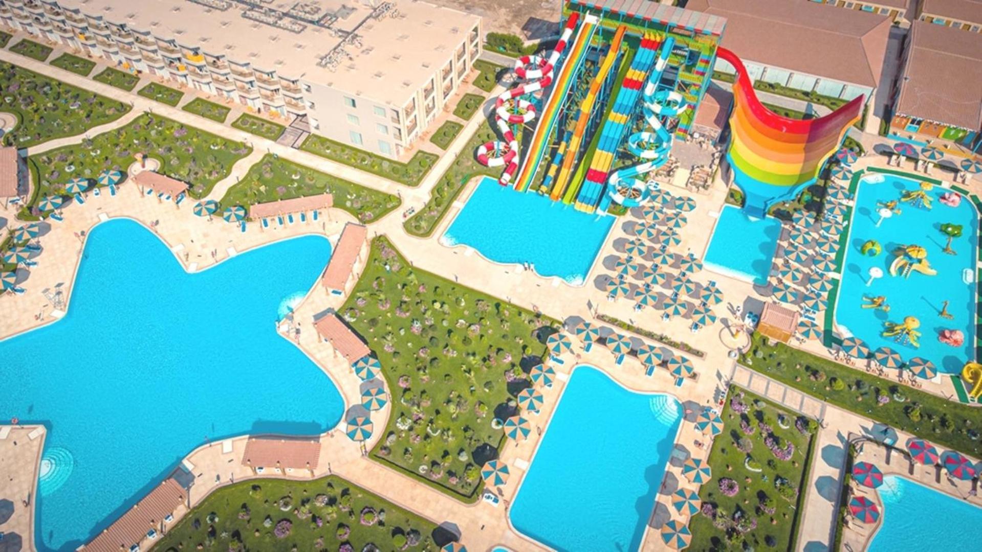 Hawaii Paradise Aqua Park Resort - Families And Couples Only Hurghada Exterior photo